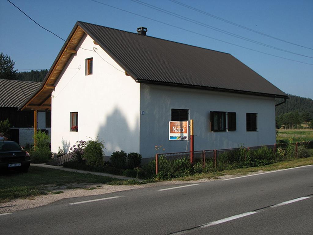 House Nada Apartman Donji Babin Potok Kültér fotó