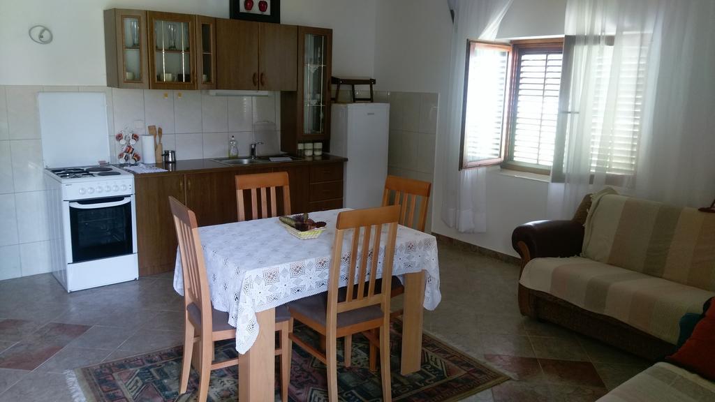 House Nada Apartman Donji Babin Potok Kültér fotó